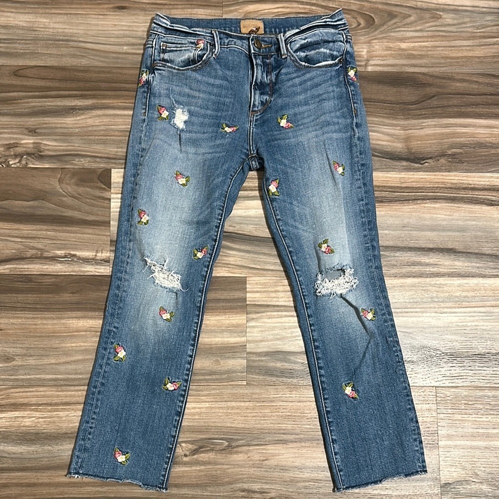 DRIFTWOOD Size 27 CANDACE Floral Embroidered Skinny Crop Raw Hem Jeans